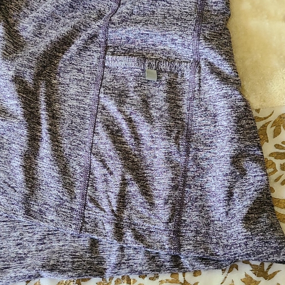 Nike Element 3X 1/2 Zip Running Top - Picture 6 of 15